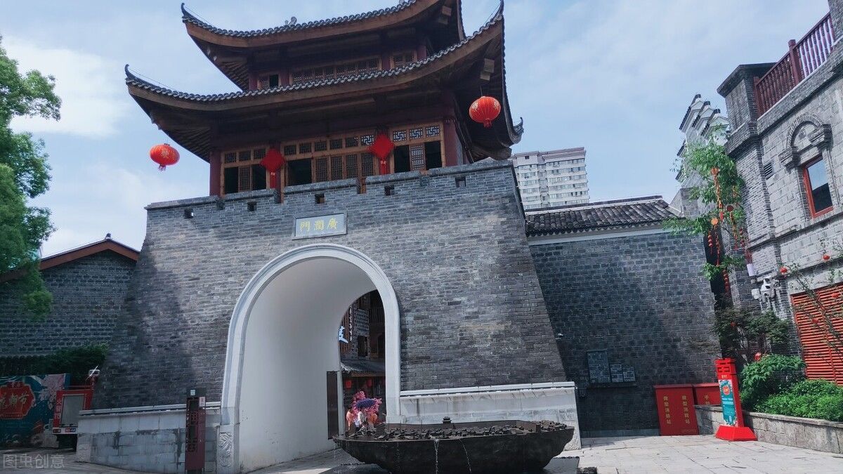 孔子作&《周易》的智慧:不要轻视饮食,饮食有时候会决定命运