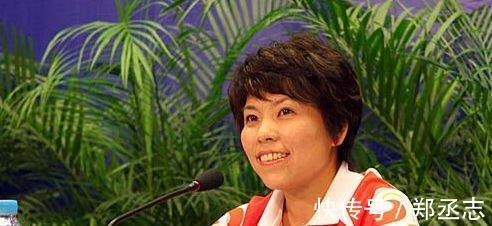 国家队|乒乓球女皇邓亚萍:从奥运冠军到倾家荡产,婚后还遭第三者插足
