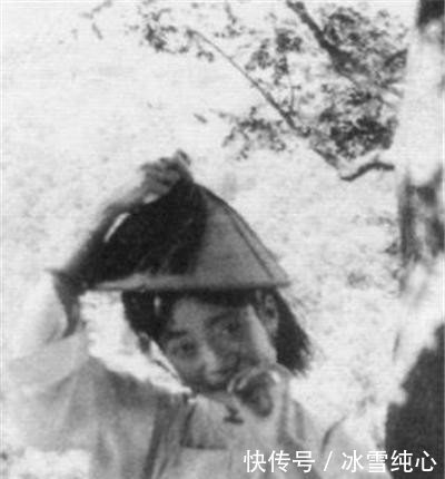 妻子|谁说晚清无美女?老照片看清朝女性真实容貌,图4是溥仪妻子