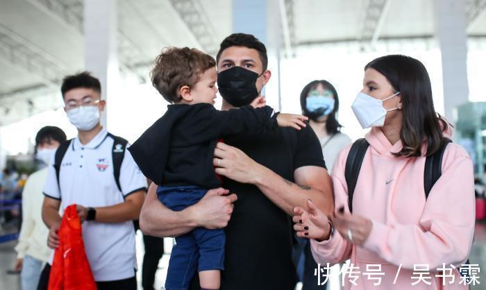 艾克森|反转!艾克森拒绝国足征召?名记曝光其缺席12强赛真实原因!
