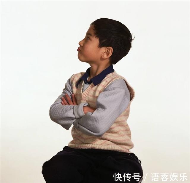 父母|''为什么要生我''叛逆儿子质问妈妈，妈妈的回答撑起家庭格局