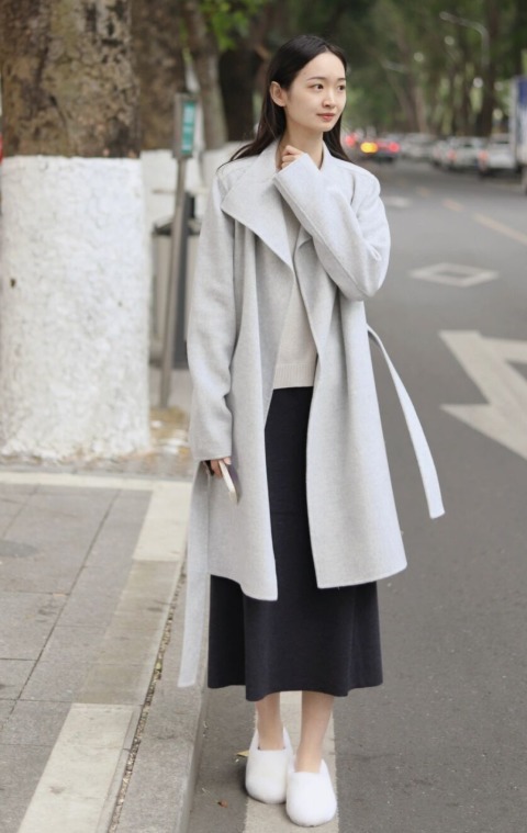 半身裙 大衣配半身裙才是新年标配,温柔优雅又得体,轻松穿出气质美