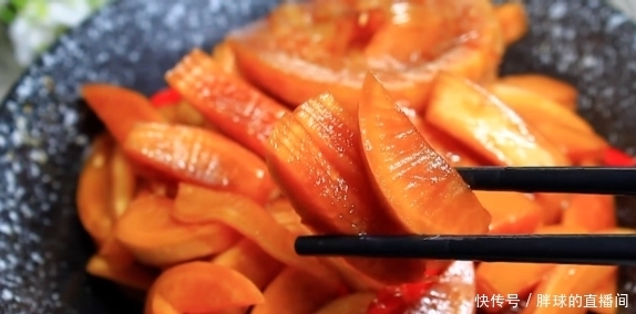 酒店秘制腌萝卜做法,不用水不用油,一晚上腌好,酸辣香嘎嘣脆