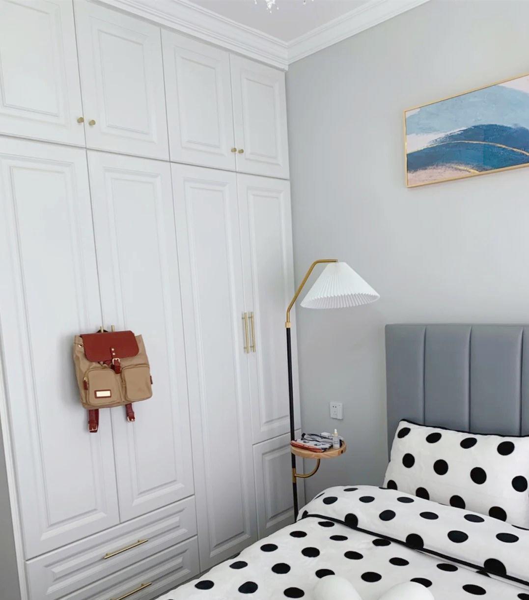 浅灰色|等我有钱了,也要买一套小户型,就照着他家这样装,又温馨又耐看