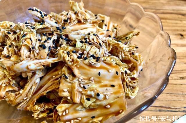 美味|家常乾隆白菜,用麻酱拌的菜,美味香甜的家常菜,冬天吃超润燥