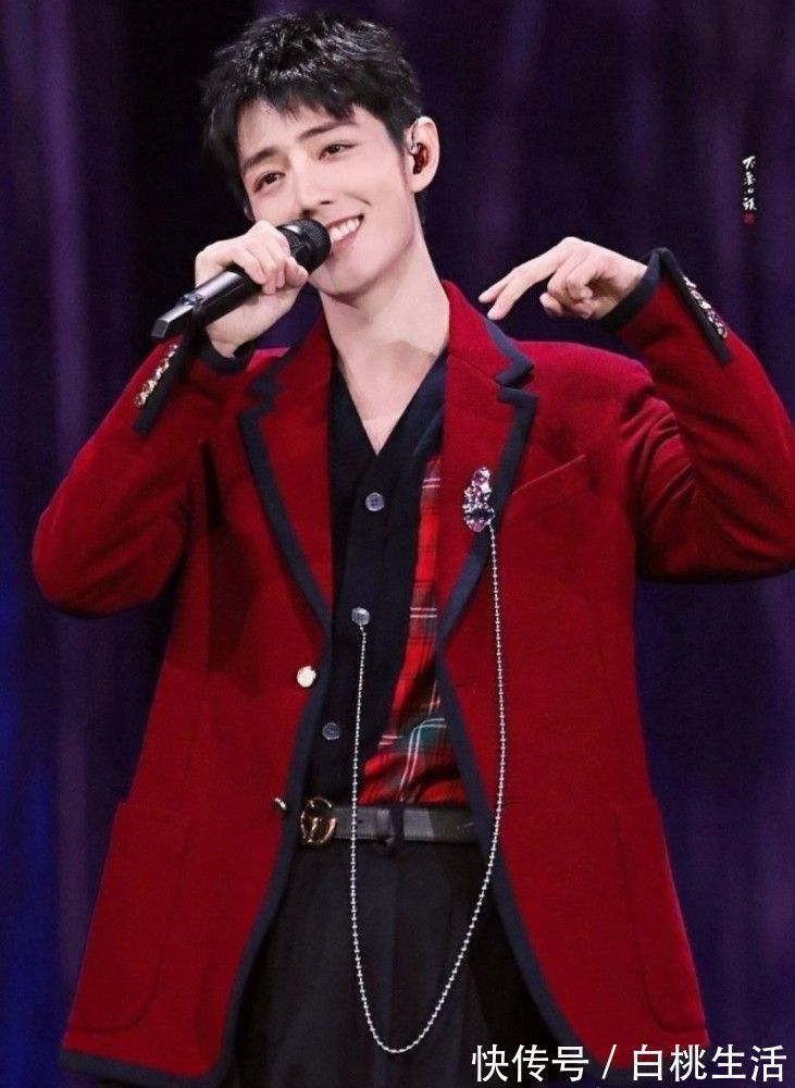 肖战再次登上报纸，跨年晚会收视率份额近50％，几分钟涨百万观众