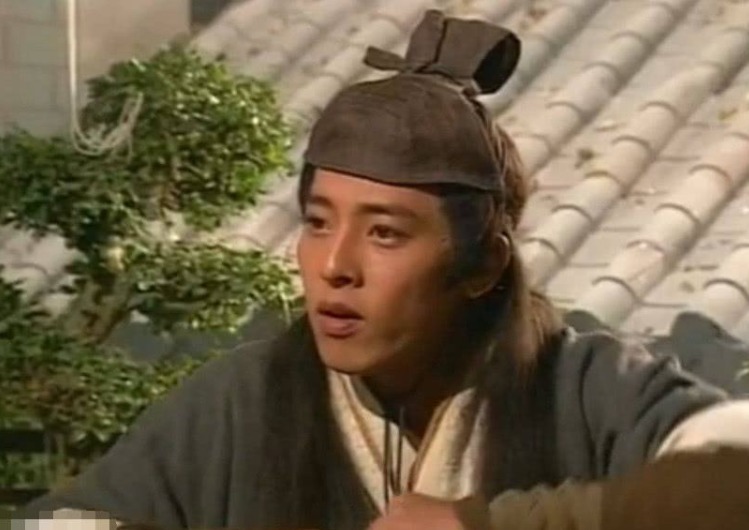 专情&没有郭靖专情,没有乔峰完美,但令狐冲的魅力无人能及