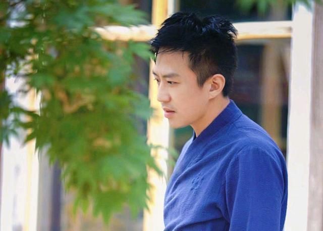 哈哈哈哈哈|邓超发自己的帅照“打击”其他丑照的小伙伴,可怜的黄渤……