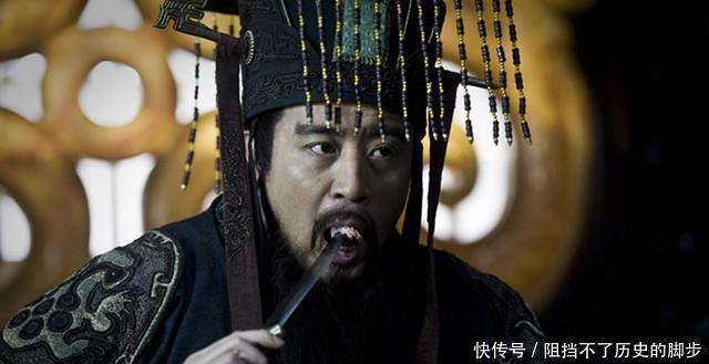 大败|此人刚出生就被父亲抛弃，后大败鲜卑连杀六位皇帝，登基当了皇帝