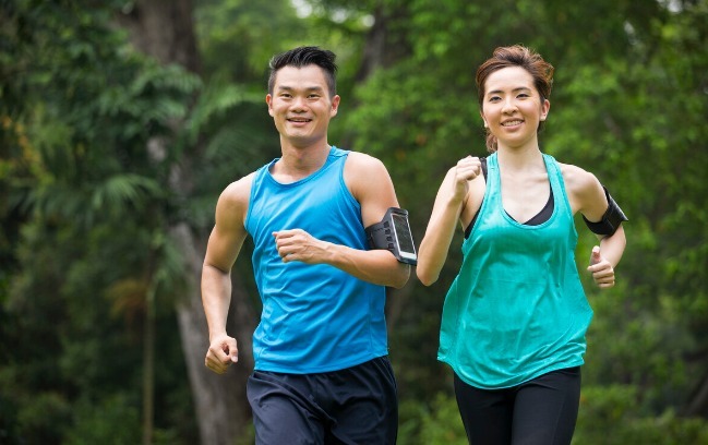 医生|五十岁身体开始走下坡路!医生每天坚持五件事,身体会更好