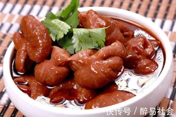 洗猪大肠，放“2样料”，不用食盐，清洗得更省力，干净无腥臭味