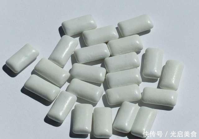 面部|如何让自己瘦脸瘦下巴3个方法简单又方便,不过第三个,需避免受伤