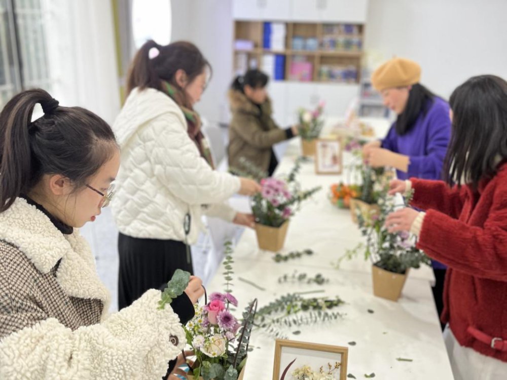 双减|弹性考勤、营养餐、插花课……瓯海“双减”出招让教师“轻松上阵”