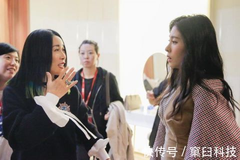 導(dǎo)師|《好聲音2021》開場(chǎng)秀曝光,小導(dǎo)師完全沒有話語(yǔ)權(quán),甚至不能獨(dú)唱