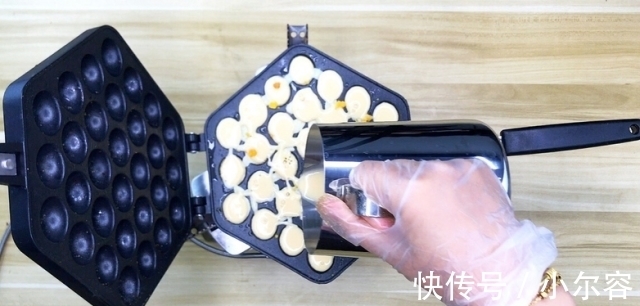 咸蛋|从小吃到大的“鸡蛋仔”原来这么简单,完成儿时的梦想一次吃到饱