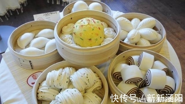 素蒸饺|“烫面蒸饺”最正宗的做法,从和面到调馅全教你,一学就会