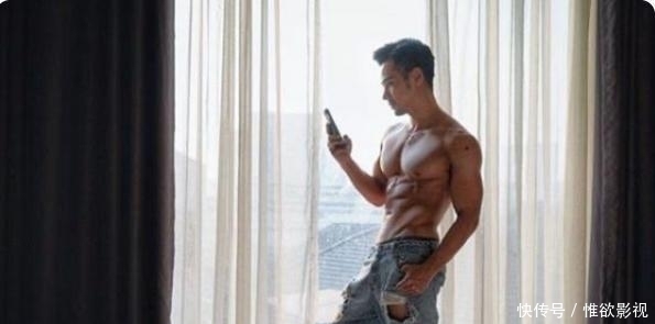 男模|26岁的男模坚持健身,练出完美肌肉线条,这几个健身动作或可尝试