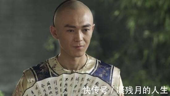 老人家$少女一上联:“一人一碗一口锅”,秀才一下联,少女听后又羞又气