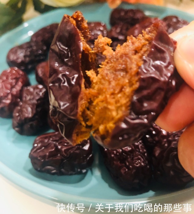 吃好|红枣生吃好还是熟吃好？牢记“3蒸3晾”，补气养血，1天3颗精神好