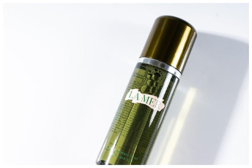 抗初老的美白爽肤水排行榜：提亮肤色美白补水让你养成白嫩水光肌