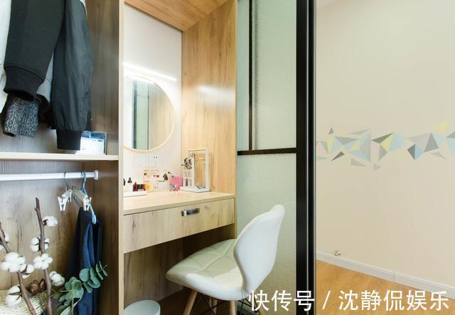 住房|小户型住房书桌如何摆放不占空间教你4个方法，怎么摆放都宽敞