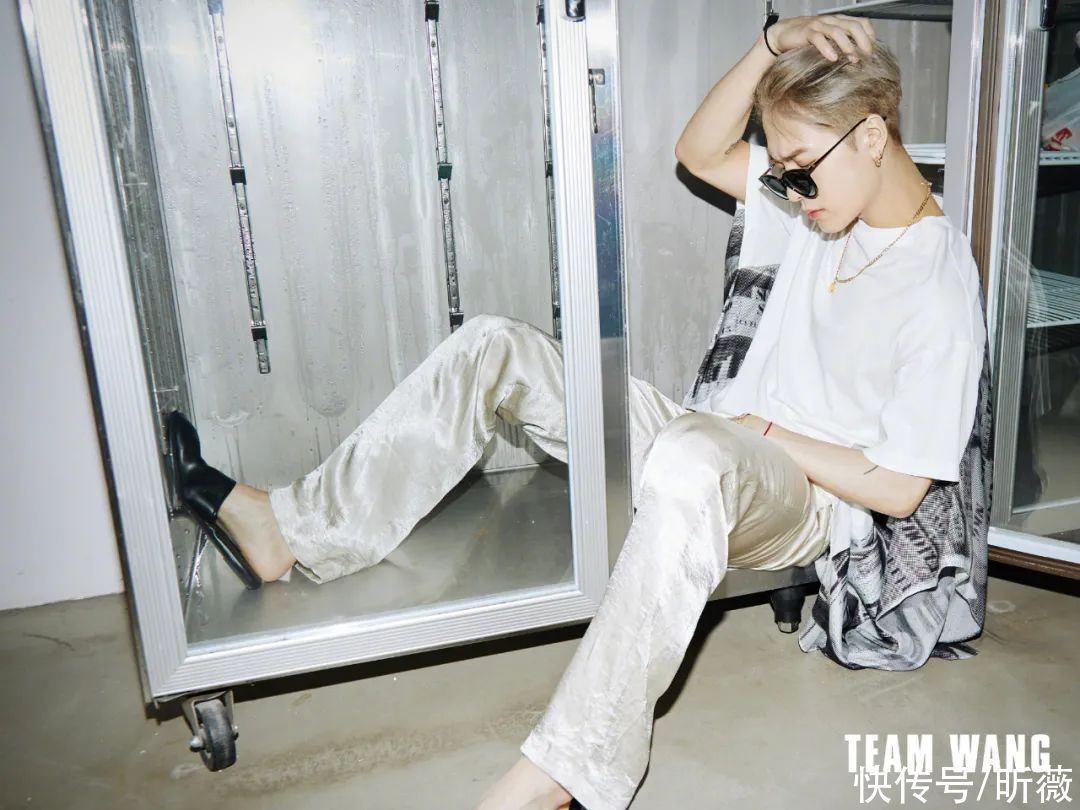 慵懒|从秀场到日常，关不住的睡衣风style席卷娱乐圈