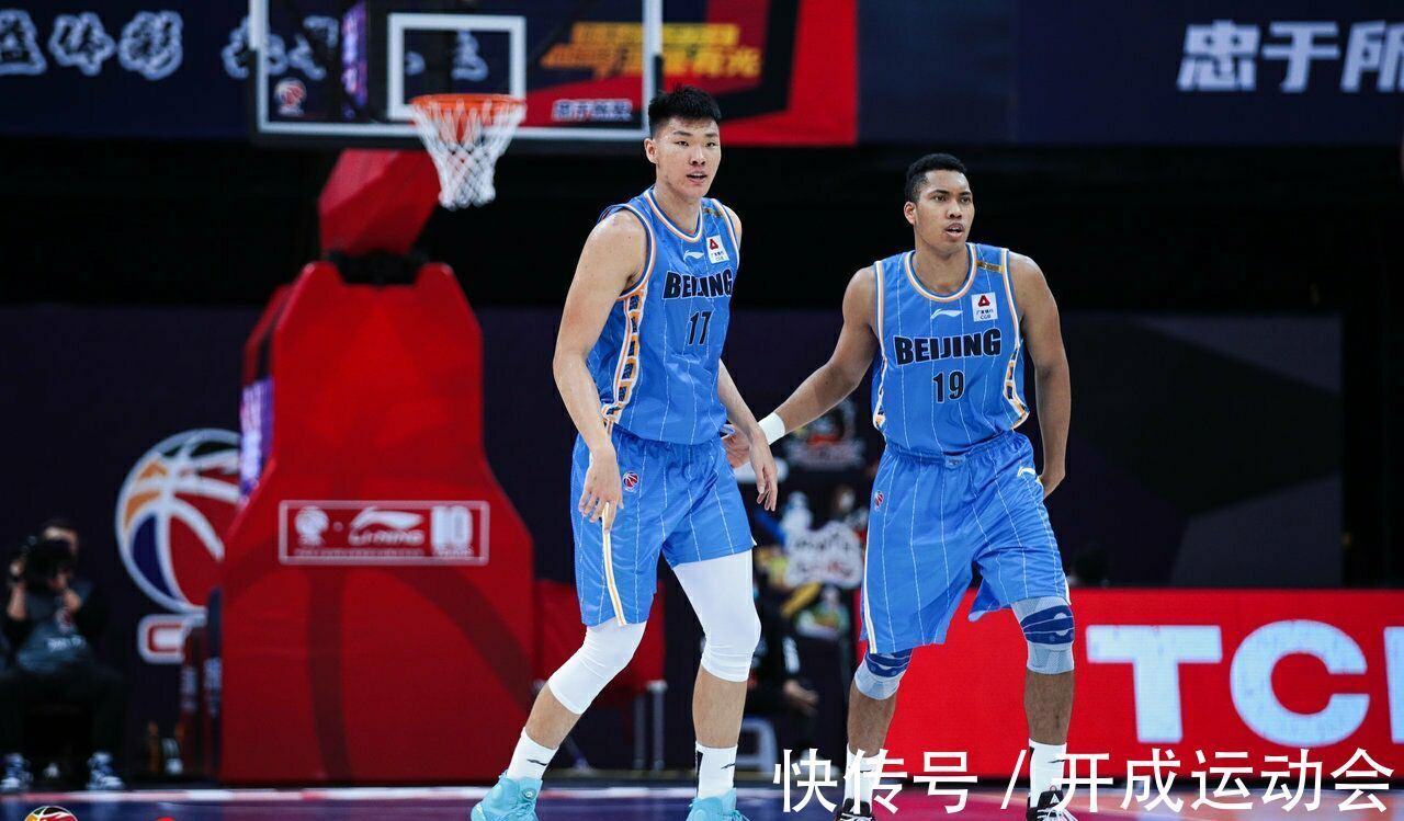首钢|网传:北京首钢试图招募广东核心?秦晓雯与赵睿握手,笑脸相迎