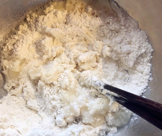 做糖糕时，别只会烫面，学会这几点，糖糕个个空心，口感酥脆好吃