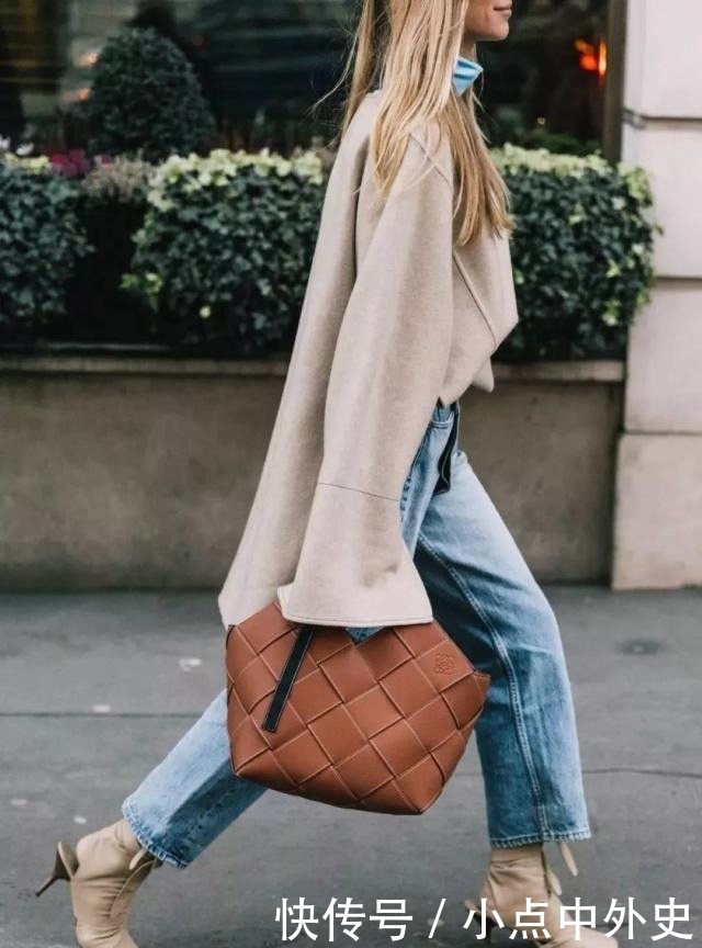 开春百搭又时髦的组合,怎么少得了毛衣+裤装!