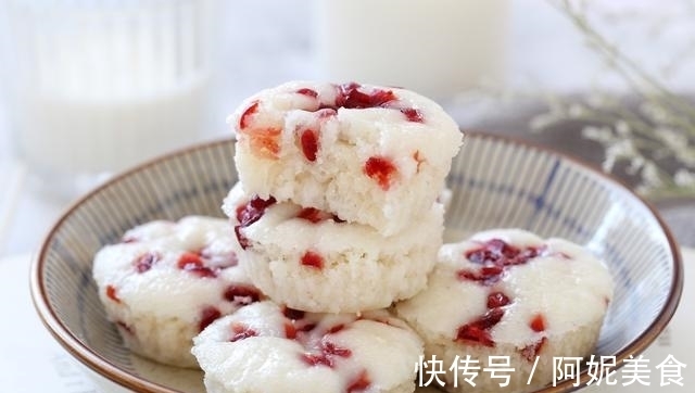 香甜|无需揉面的米发糕，搅一搅、蒸一蒸，香甜Q弹有嚼劲，比馒头简单