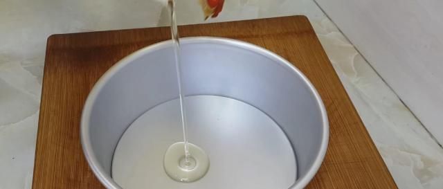 吃法|玉米面又出新吃法,教你简单一做,做法比面包简单,比蛋糕都好吃