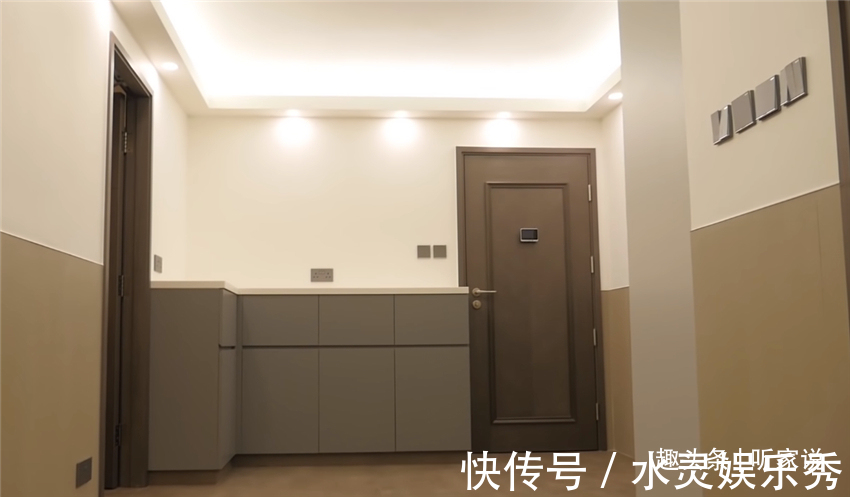 插座|香港50岁丁克夫妇,百万豪装41㎡小家,33年老房越住越舒服