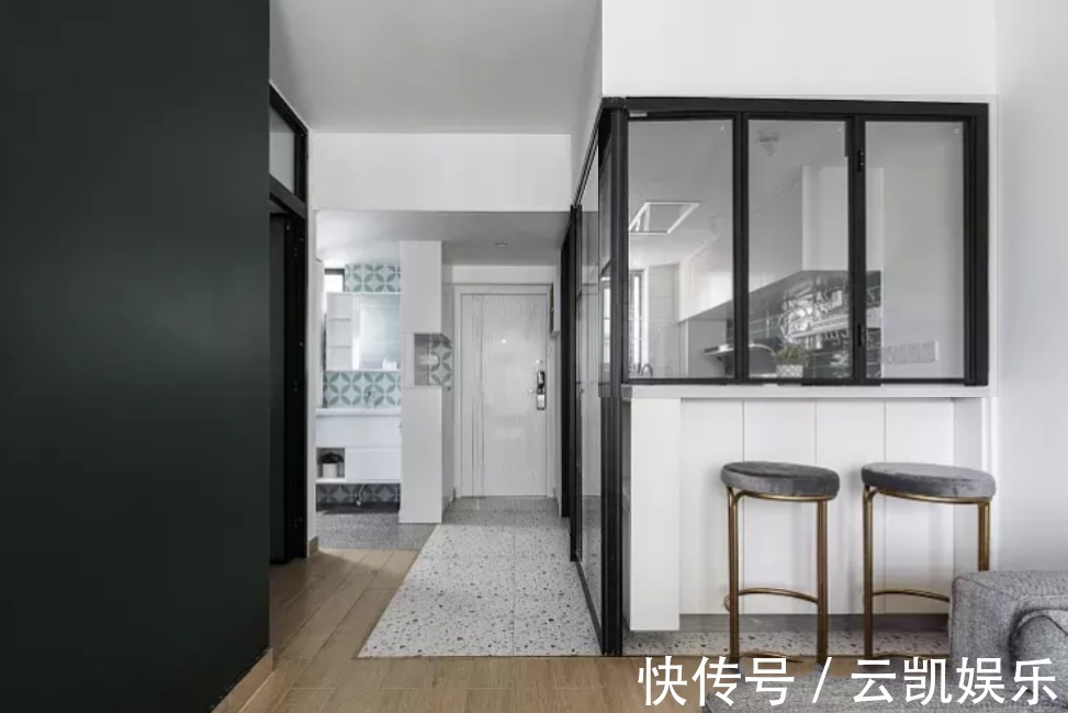 开放式|厨房别再做“开放式”了,学她这么装!全屋颜值、实用性瞬间提升