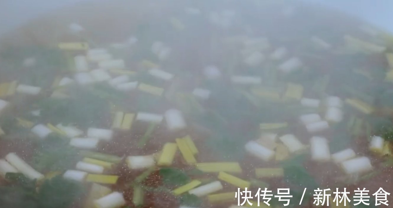 酥脆|粉条不要炖着吃了，咱们换个新吃法，一口酥脆，一碗下去真舒坦