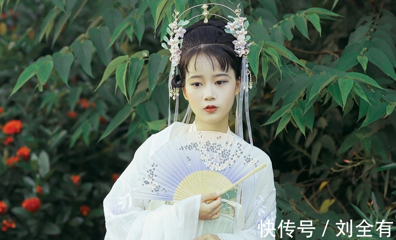 莫奈何|诗·十首丨不随夜雪无穷落,只看梅枝别样红