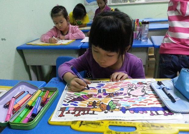 “这画的什么东西？”，家长对孩子的否定，会摧毁孩子的想象力