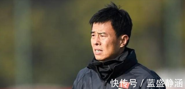 足球报|上港能带走徐新,却带不走使用说明书,郝伟在社媒发梅西意欲何为!