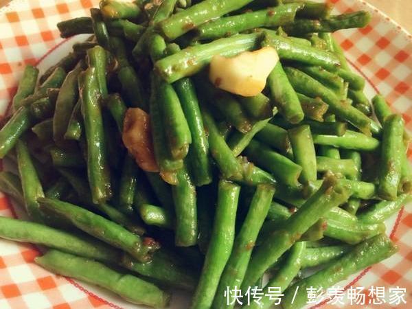 鸡精|美味的下酒菜，饭店吃不到，自己做的更有味道！