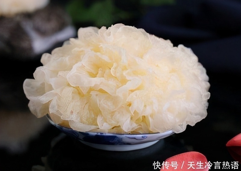 补气|女性不想老，建议吃三种食物，排毒养颜，补气抗衰