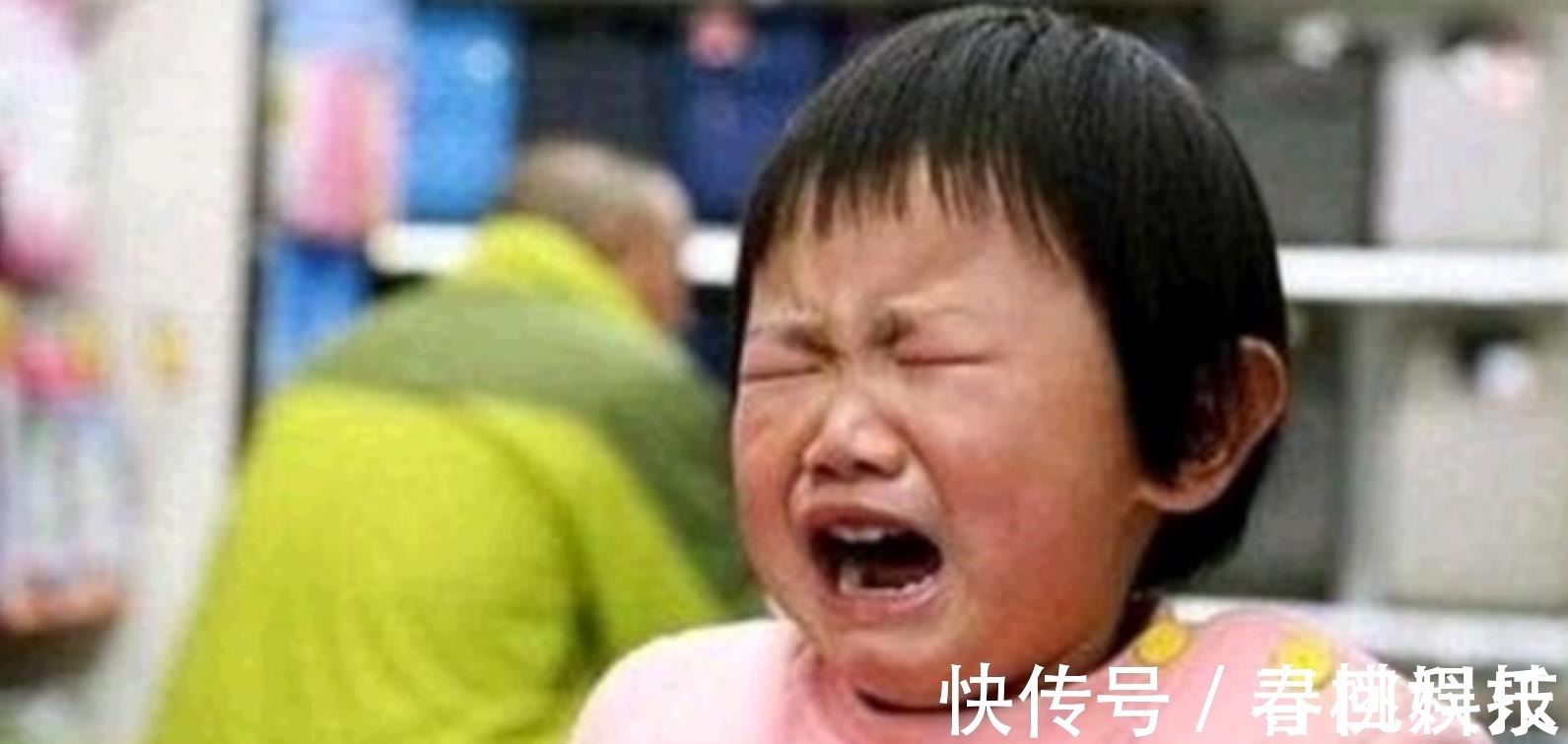 教养|孙女不停试吃车厘子,导购员怒斥''没教养'',奶奶的回答让人无奈