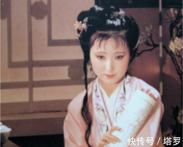 性格@《红楼梦》中林黛玉她那独特充满矛盾的性格,势必会带来悲剧