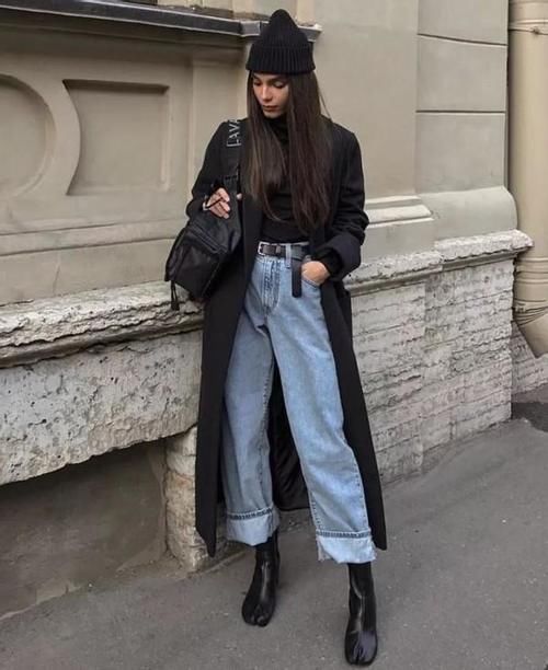 黑色大衣+3种颜色，不仅能够打破沉闷感，还能展现高级感