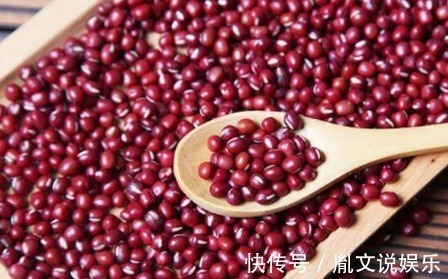 红豆|红豆和它一起煮，便秘跑了，气血足了，雀斑少了，胃也越来越健康