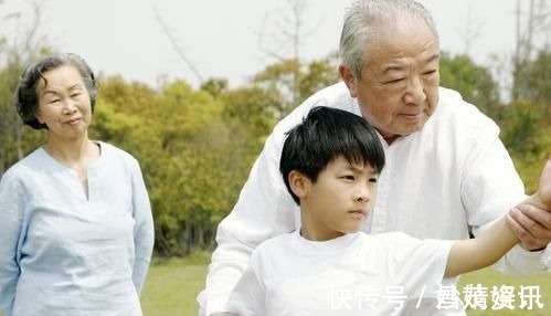 养育|80后宝妈13年生7娃,称不想浪费丈夫的“好基因”,网友:真能生