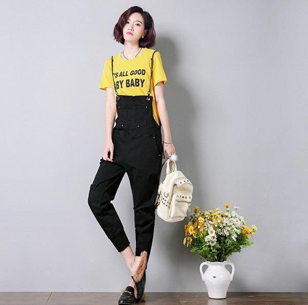 别以为穿背带裤就是“装嫩”,瞅瞅下面这穿搭,十分元气美腻