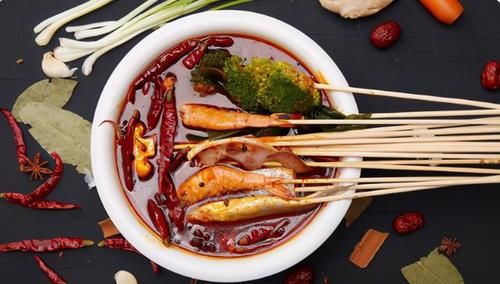 中年|小寒到来，抓住冬季养胃好时机，医生：少碰2食物，教你养胃护胃