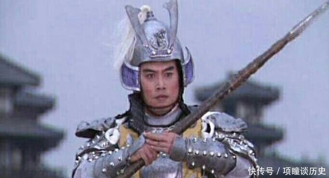 关羽|赵云战平文丑，关羽斩了文丑，这3人哪个更厉害？答案有些意外