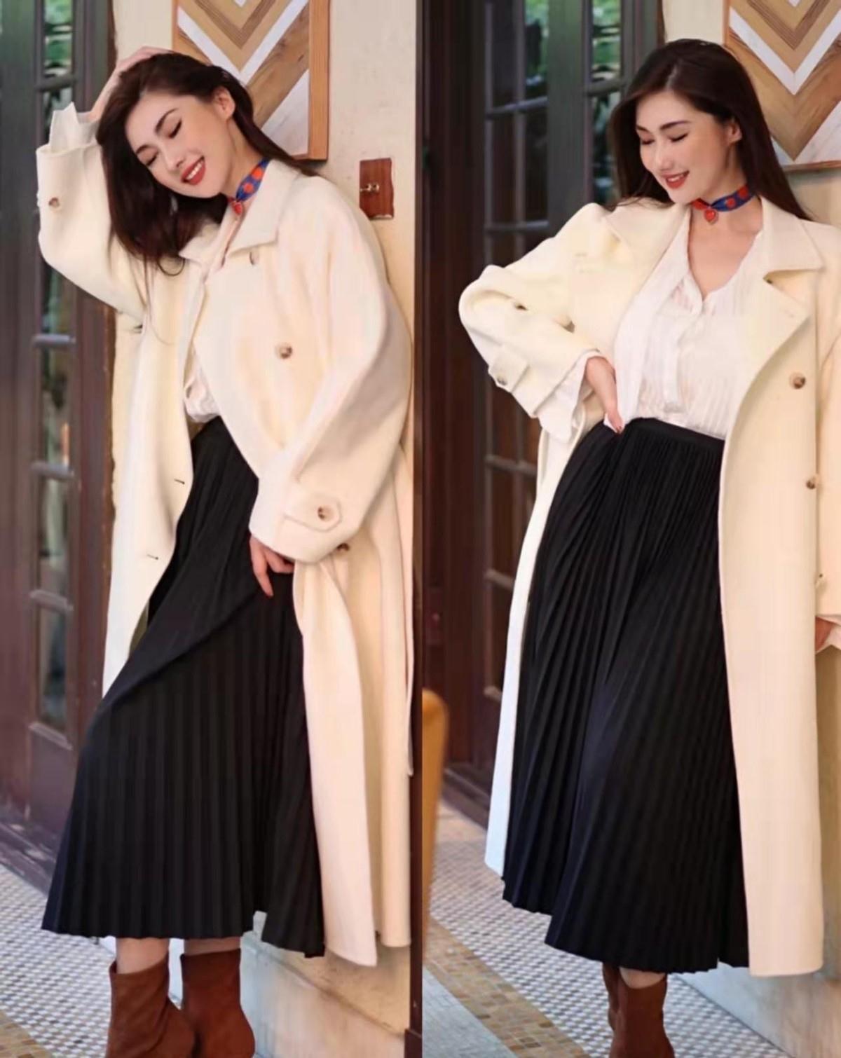 裙子 冬天不能没裙子,现在流行“过膝百褶裙”,既能搭大衣又能配棉服