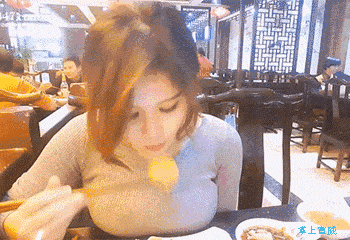 |搞笑GIF:买个自行车,骑车去上班,结果累个半死,下班实在骑不动了