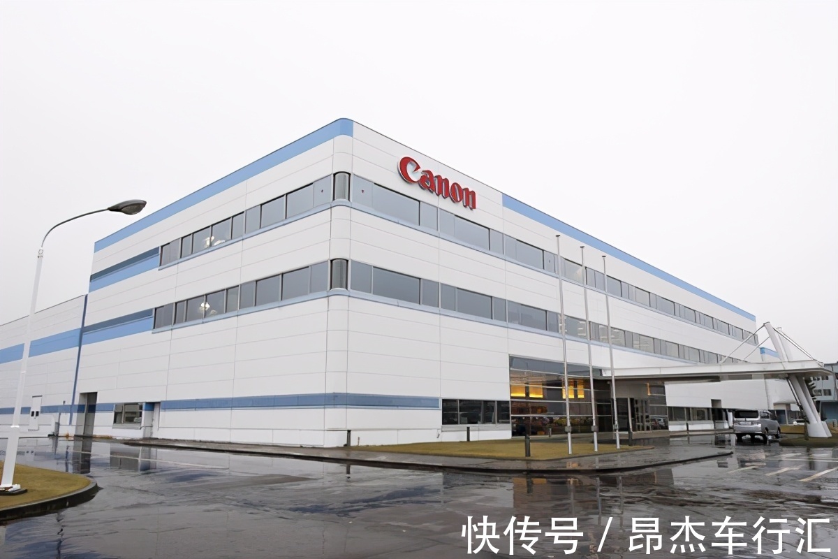 面板|中国制霸全球的行业被百人日企拿捏,设备要价十亿,中企求而不得